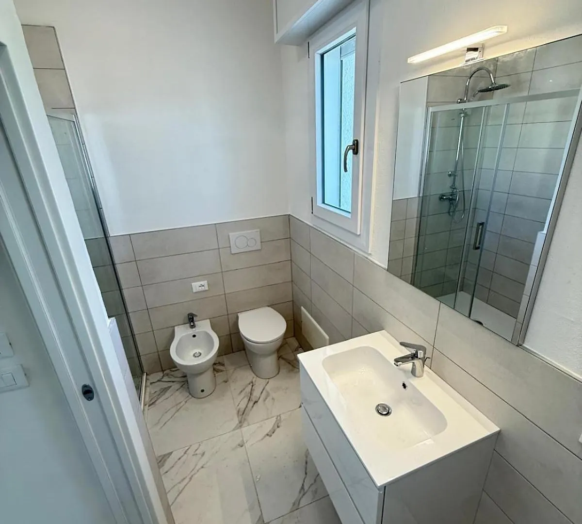 White Apartments - Solo Per Famiglie- Walterigato Apartments Lido di Jesolo