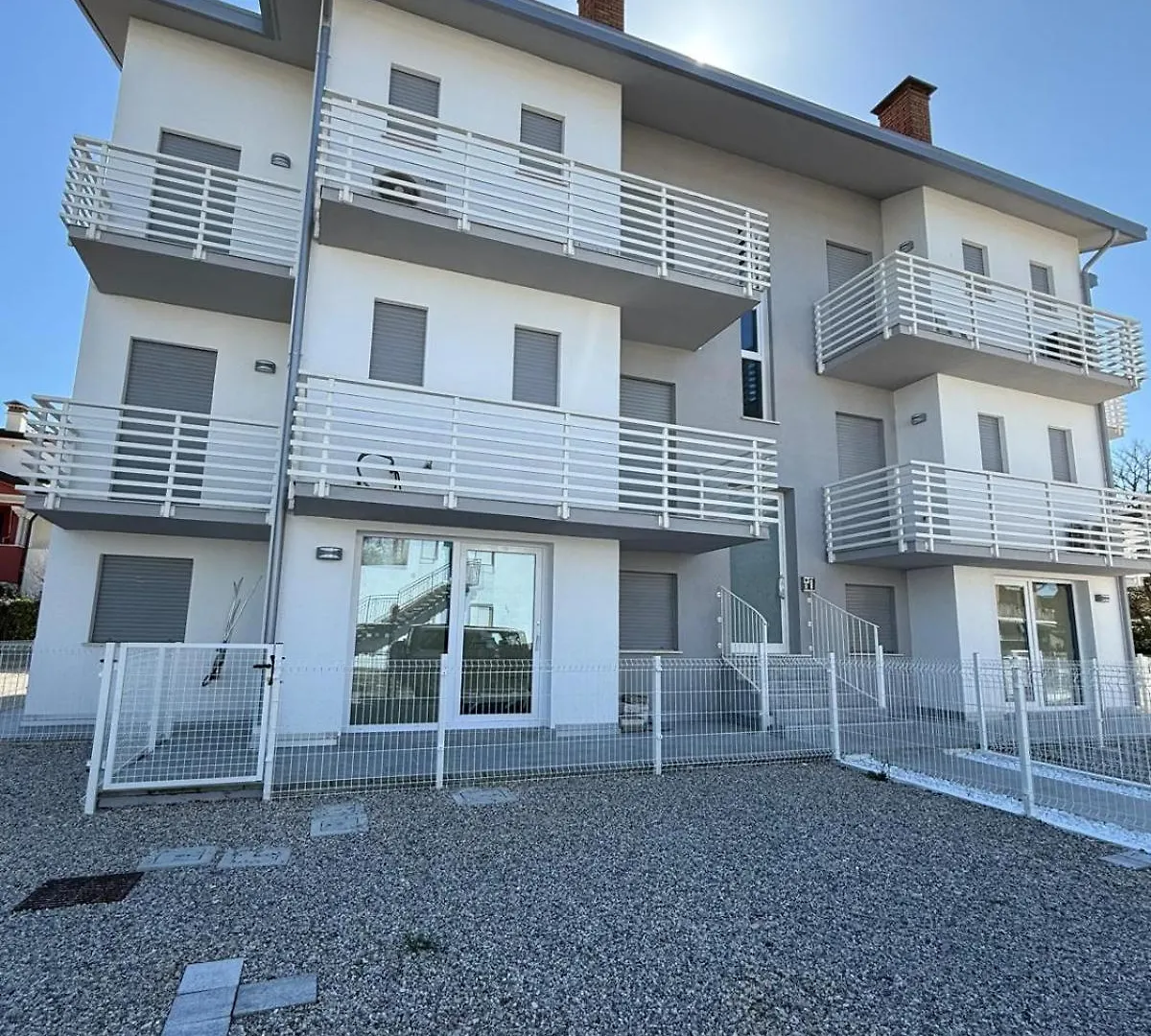 White Apartments - Solo Per Famiglie- Walterigato Apartments Lido di Jesolo 0*,